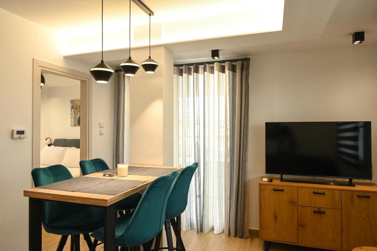 Larisa Hospitality I - Roof Top Apartment - With Free Parking Extérieur photo