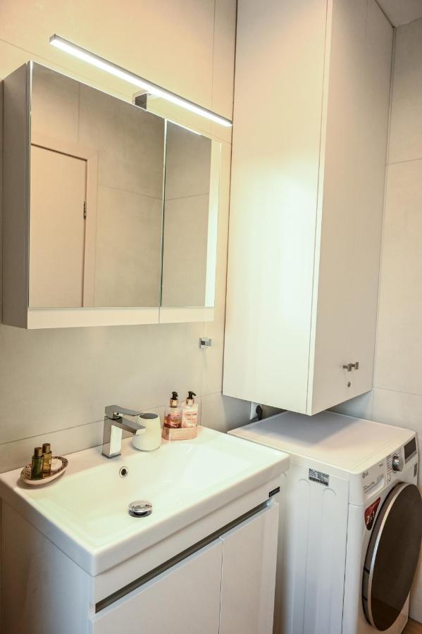 Larisa Hospitality I - Roof Top Apartment - With Free Parking Extérieur photo